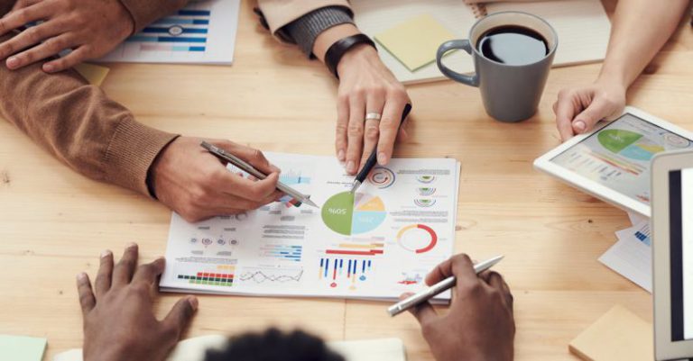 Marketing Strategy - People Discuss About Graphs and Rates